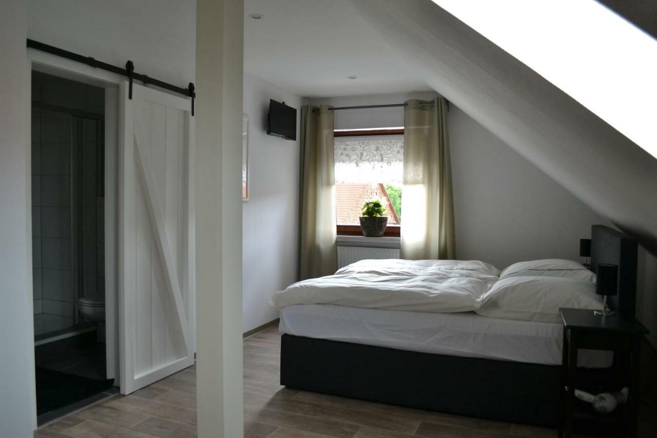 Pension Zum Wilhelm Germerode Екстер'єр фото